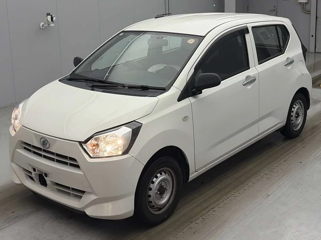 Daihatsu Mira e:S LA350S 2021